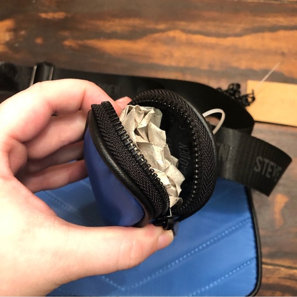 NWT Steve Madden BVital Cross Body Bag - Picture 4 of 9
